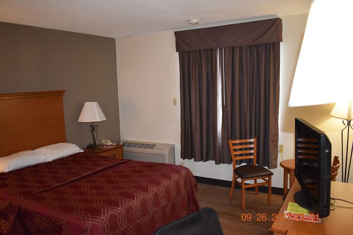 Room 12 of 35