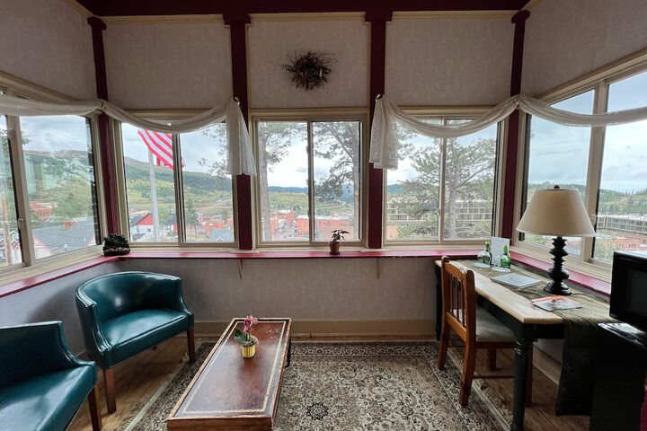 Room 41 of 80