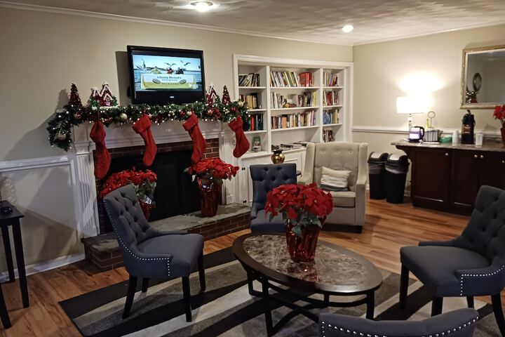 Colonial Inn Seekonk
