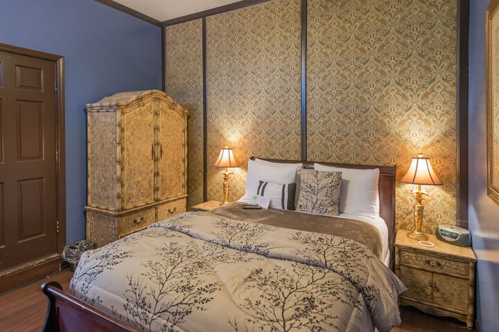 Room 14 of 39