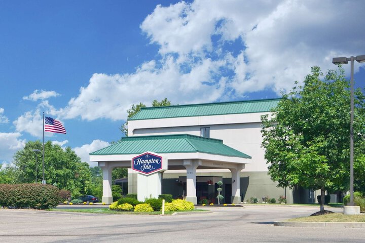 Hotel 2 of 33