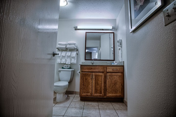 Room 29 of 74