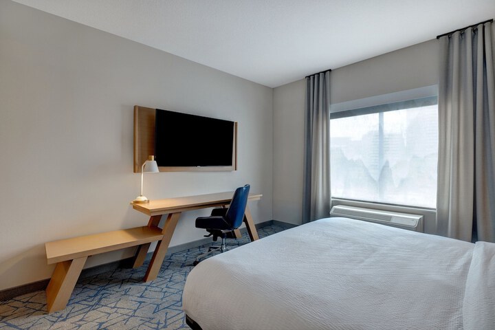 Room 31 of 40
