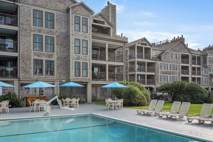 Pool 2 of 37