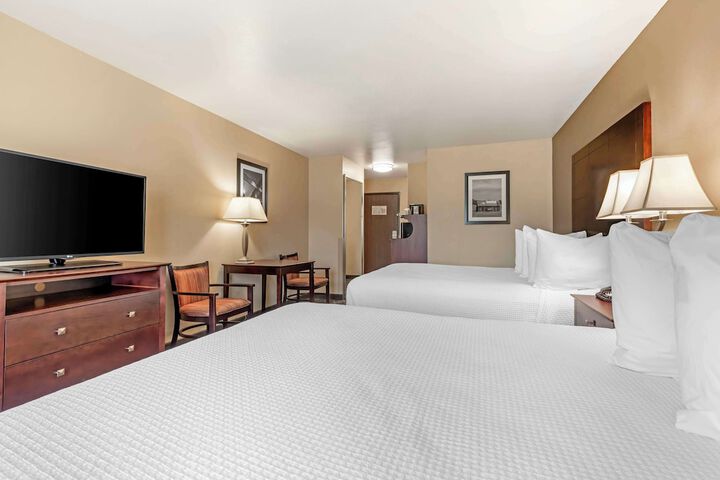 Room 26 of 40