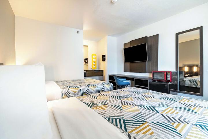 Room 26 of 29