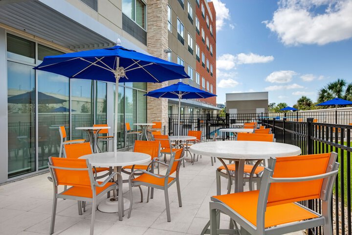 Terrace/Patio 40 of 40