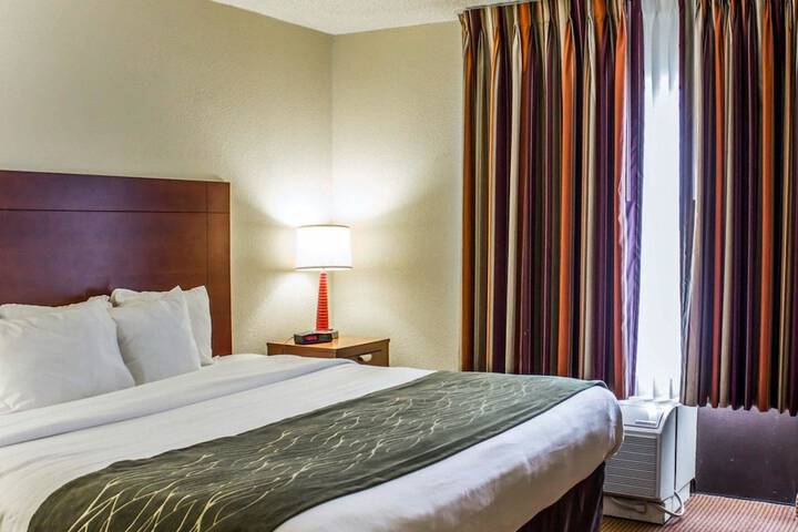 Comfort Inn Fayetteville near Fort Bragg