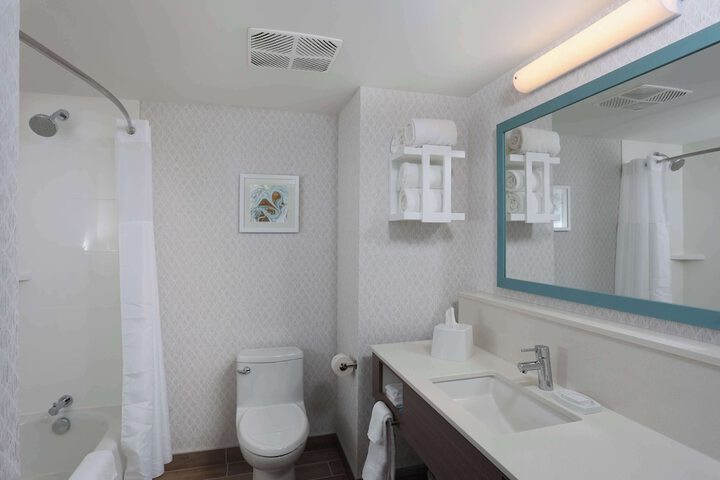 Room 13 of 46