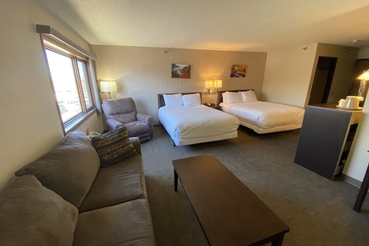 Room 35 of 38