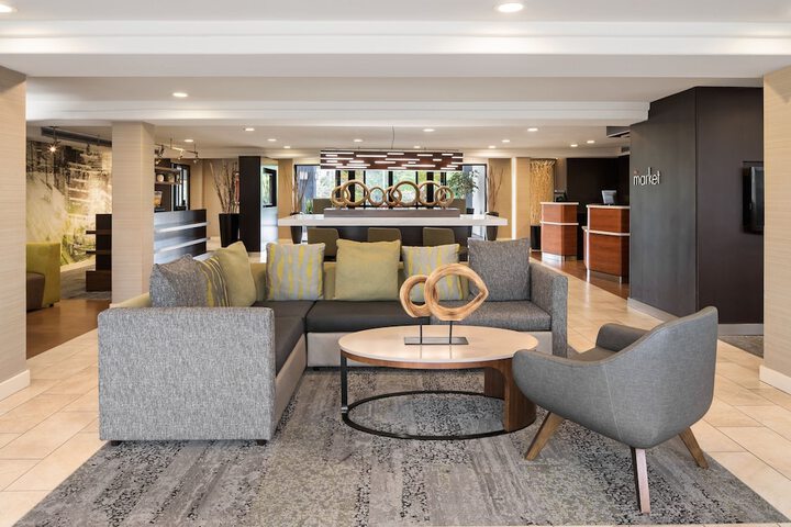 Courtyard by Marriott San Diego Del Mar / Solana Beach