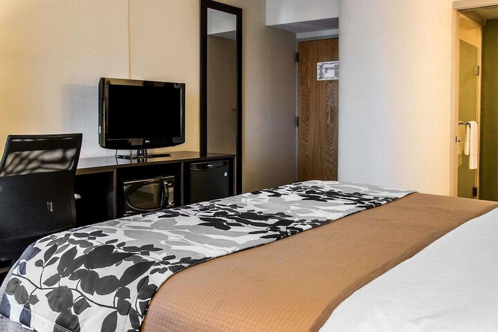 Sleep Inn Midland - Bay City West