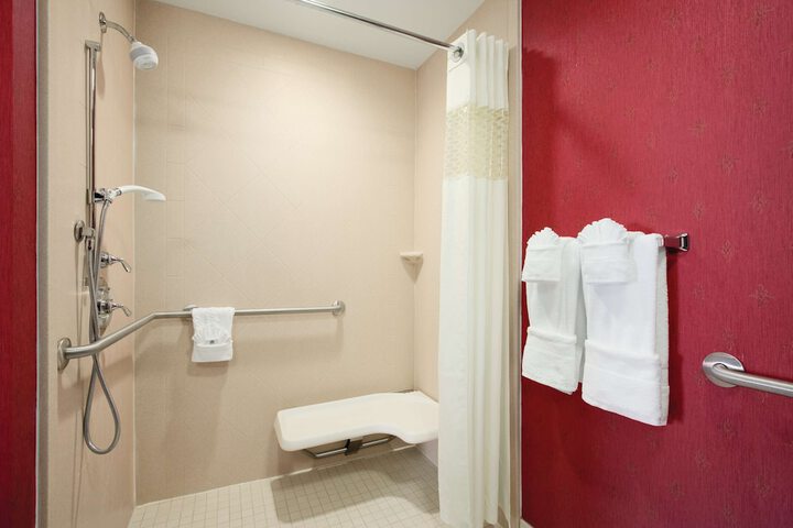 Hampton Inn & Suites Millington