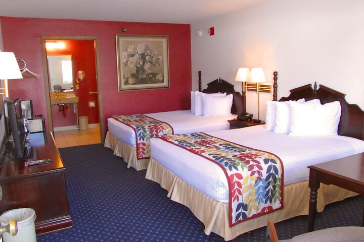 Room 28 of 75