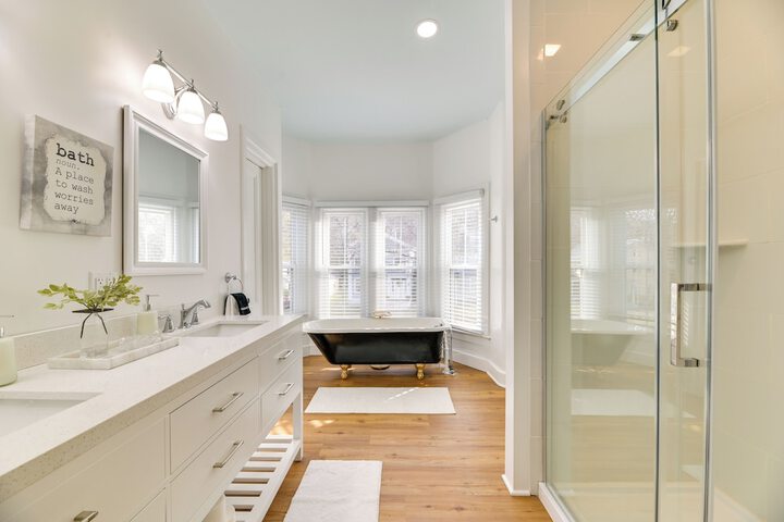 Spacious Naples Vacation Rental w / Private Hot Tub