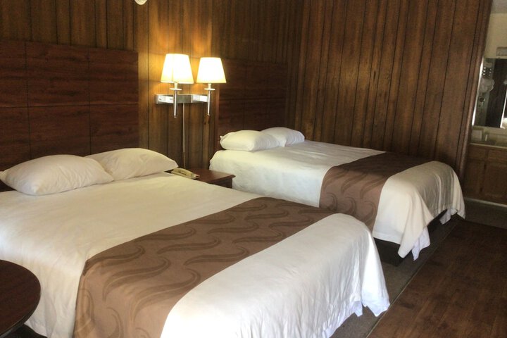 Room 16 of 23