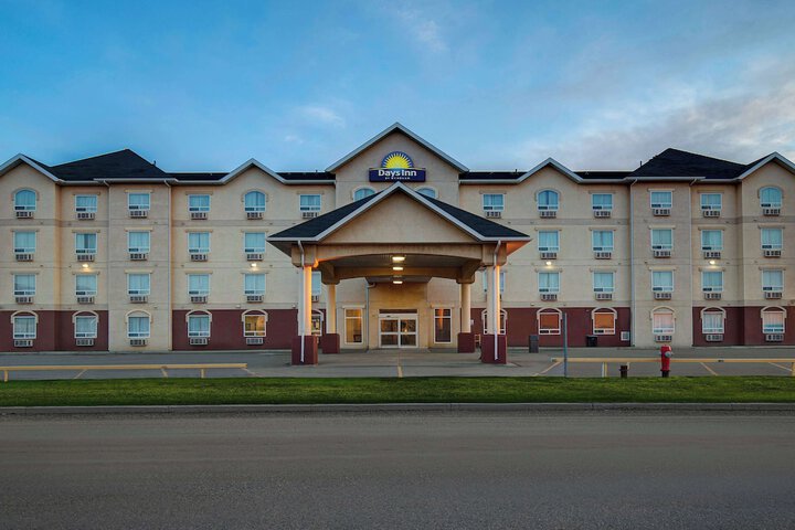 Days Inn by Wyndham Dawson Creek