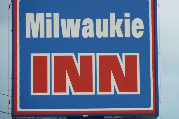 Milwaukie Inn Portland South