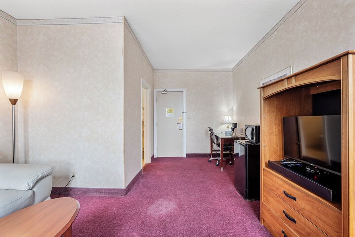 Room 17 of 68