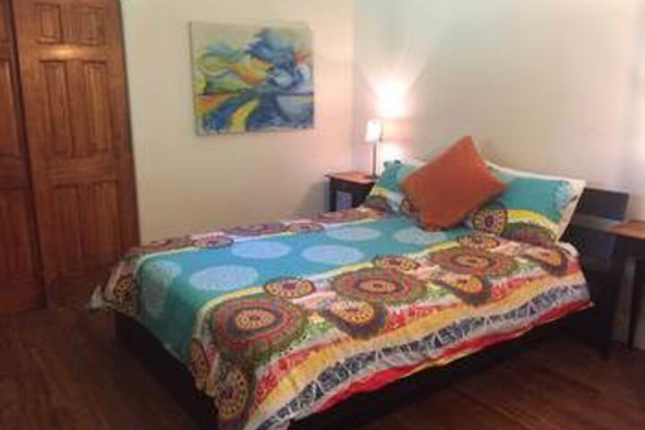 Anuhea Tropical Home