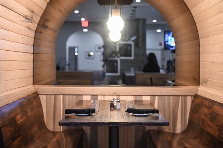 Dining 44 of 61
