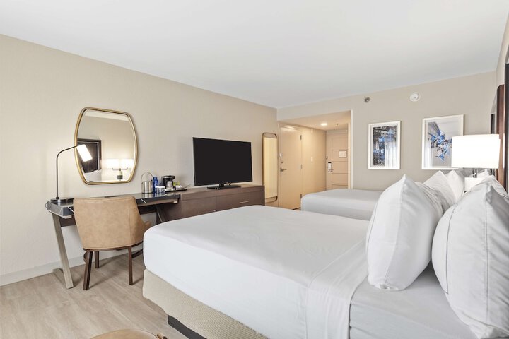 Room 19 of 48