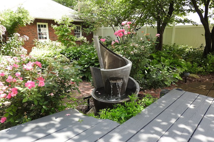 Champaign Garden Inn