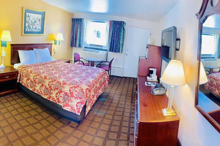 Room 10 of 39