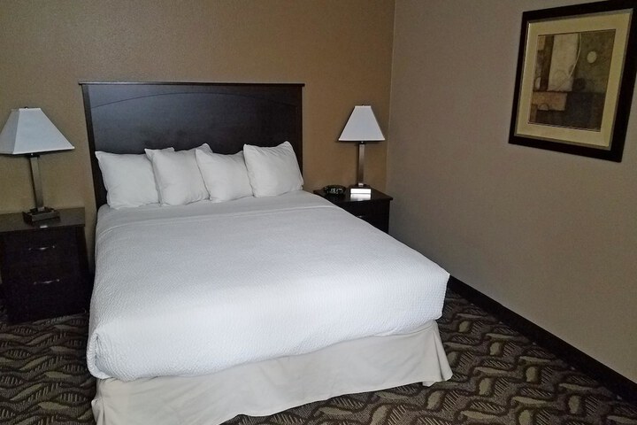 Room 22 of 42