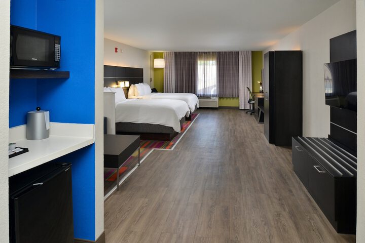 Room 43 of 67