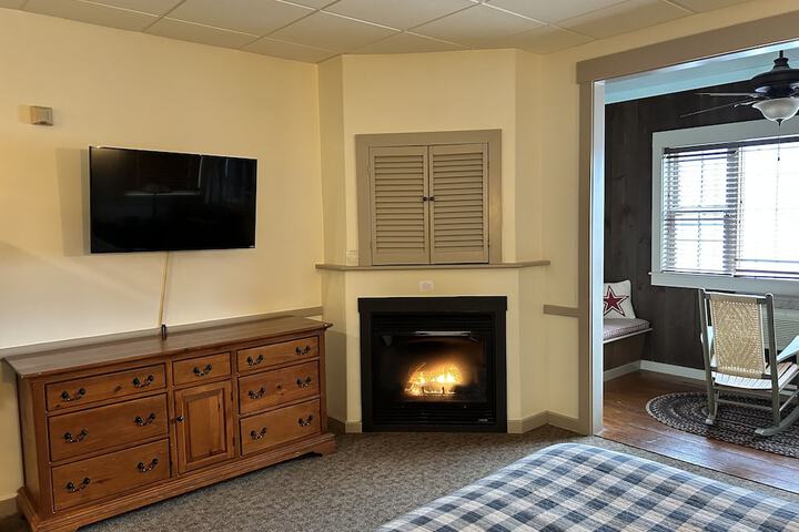 Room 205 of 260