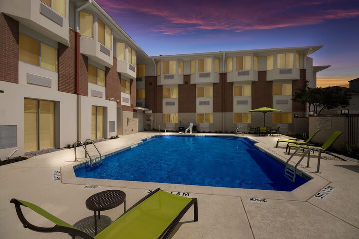 Pool 4 of 46