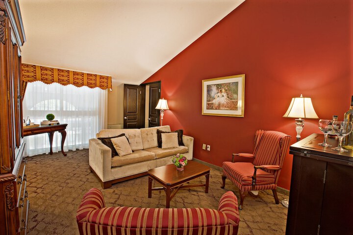 Room 32 of 96