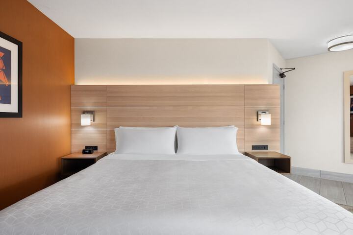 Room 36 of 50