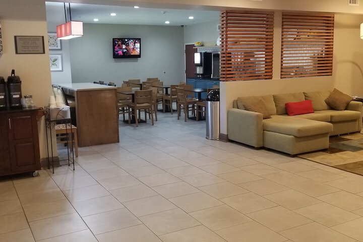 Hotel Interior 8 of 29