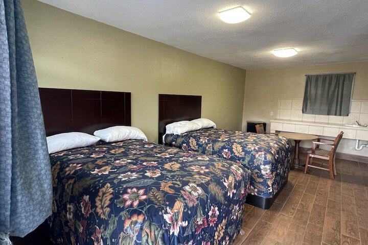 Room 10 of 10
