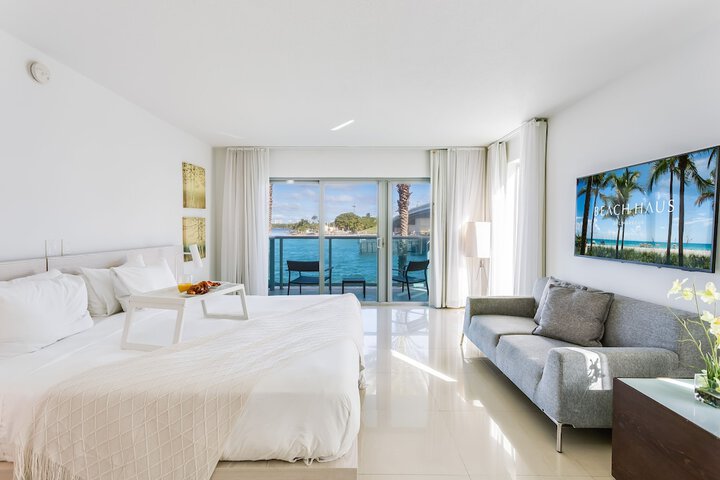 Beach Haus Bal Harbour