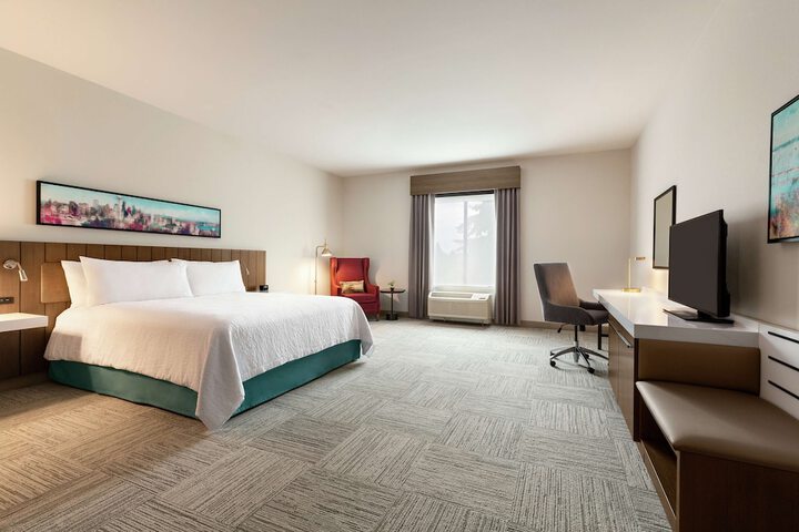 Room 16 of 32