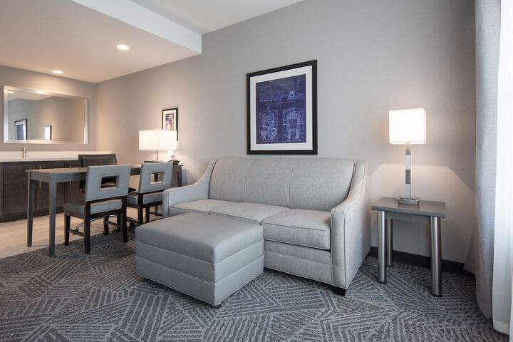 Room 12 of 48