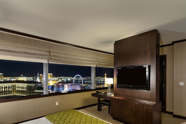 Room 101 of 122