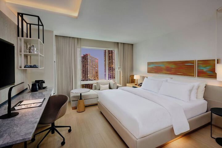 Room 20 of 86