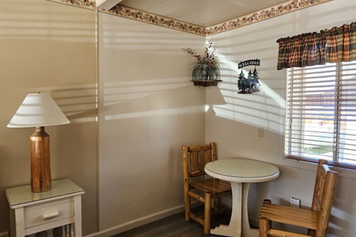 Room 28 of 52