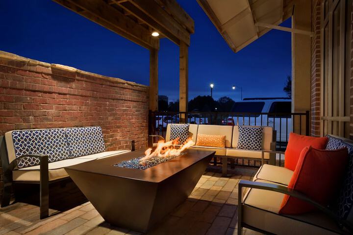 Terrace/Patio 42 of 43
