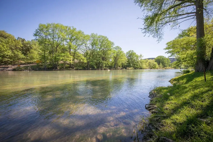 Serenity Point at Canyon Lake 4 Bedroom Home