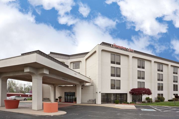 Hotel 3 of 57