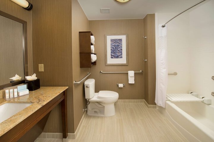 Room 14 of 24