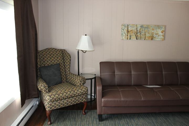 Room 27 of 64