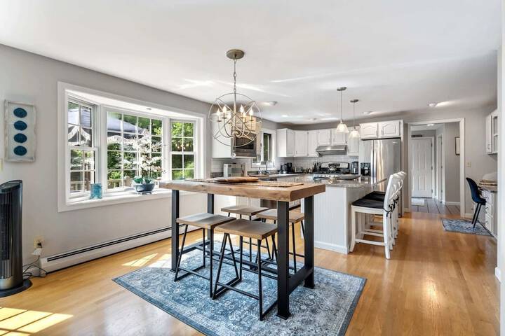 Maine Adventure 3BR Oasis Awaits!