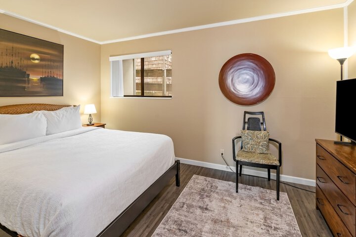 Embarcadero Resort Hotel & Marina