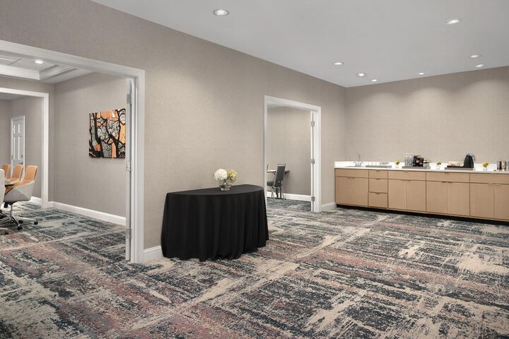 Homewood Suites by Hilton Raleigh / Cary